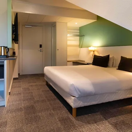 Greet Hotel