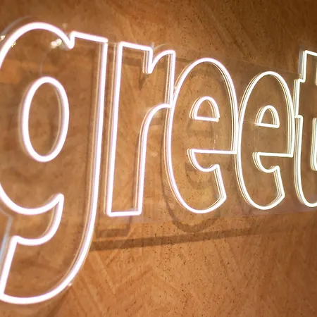 Hotel Greet