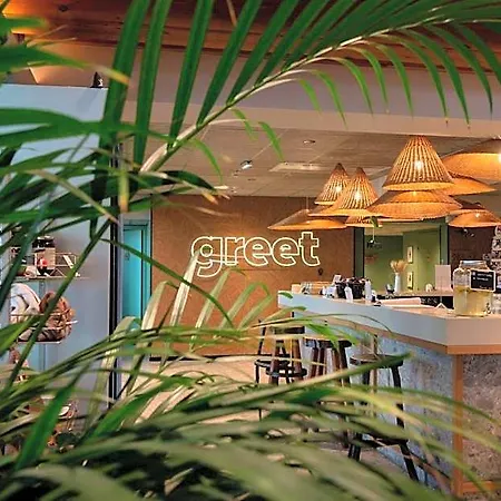 Greet Hotel